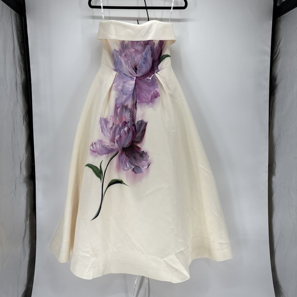 Elegant Floral Strapless Dress - Picture 4 of 13